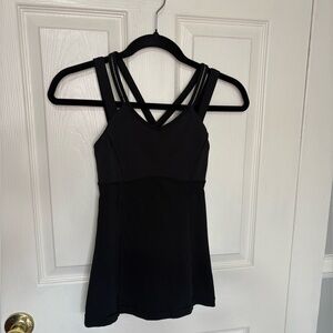 Lululemon Ace Tank in Black with Strappy Cross Back | Size 2 | Yoga Athleisure